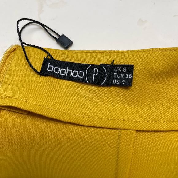 Yellow skirt. - Picture 5 of 6